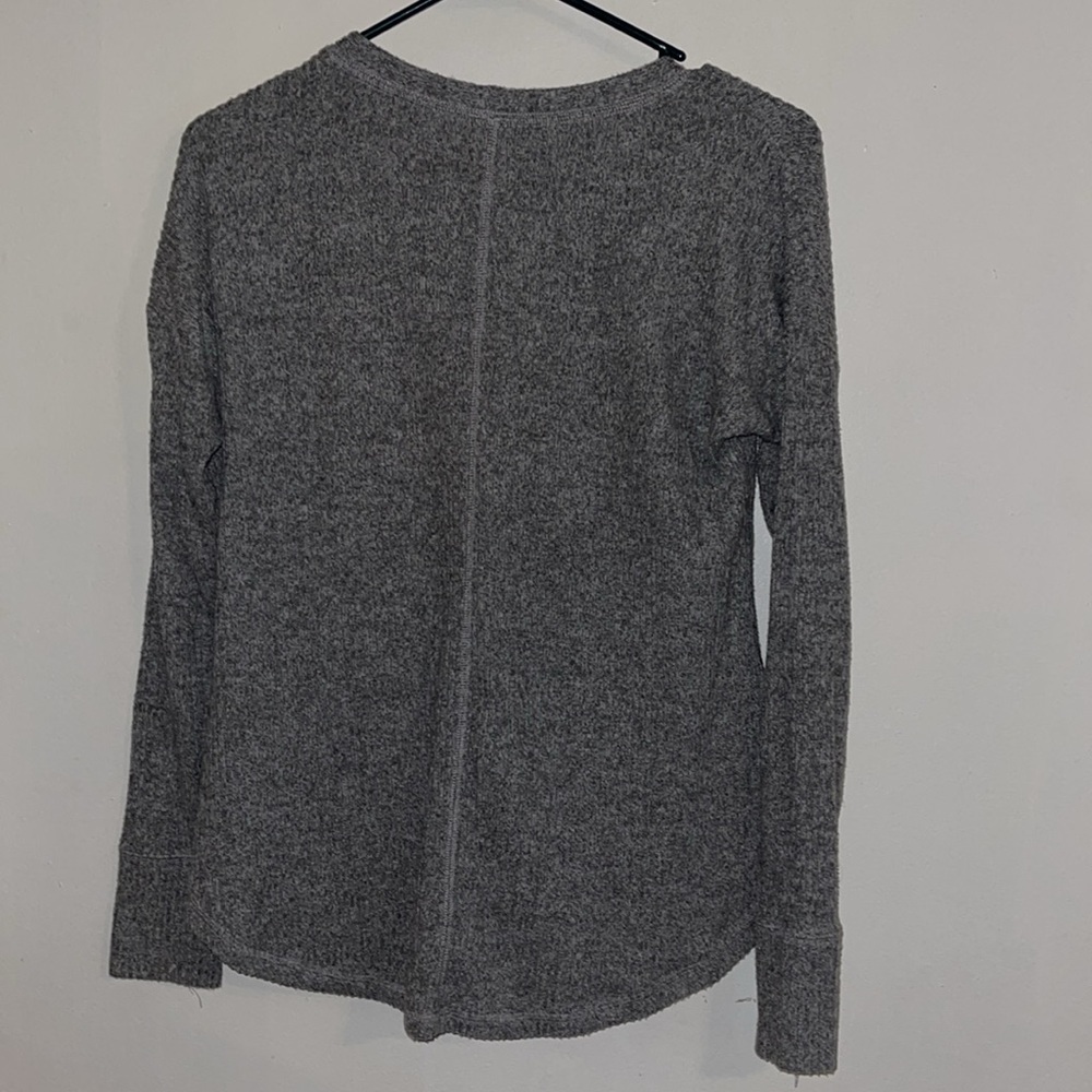 ABERCROMBIE & FITCH BUTTON TIE BOTTOM RIBBED TOP - Picture 3 of 3